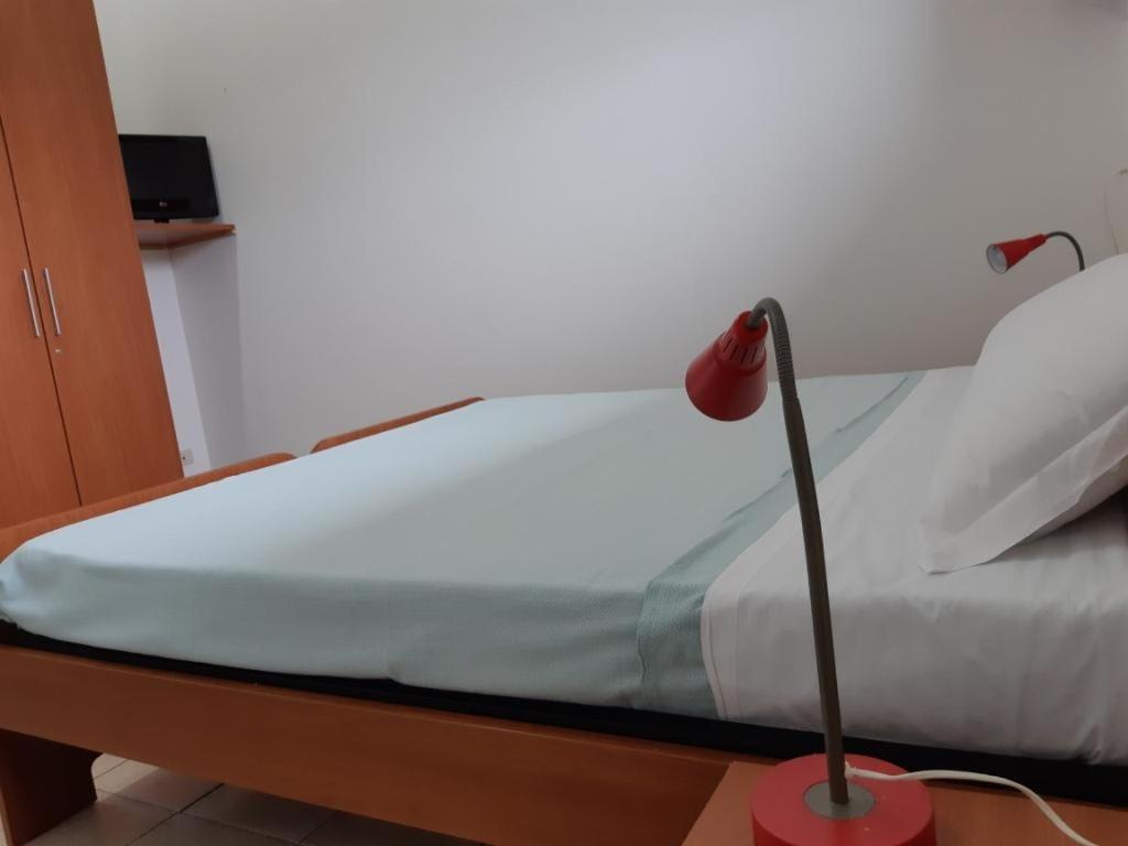 La Cordata Accommodation - Brodolini 24 Cinisello Balsamo Kültér fotó